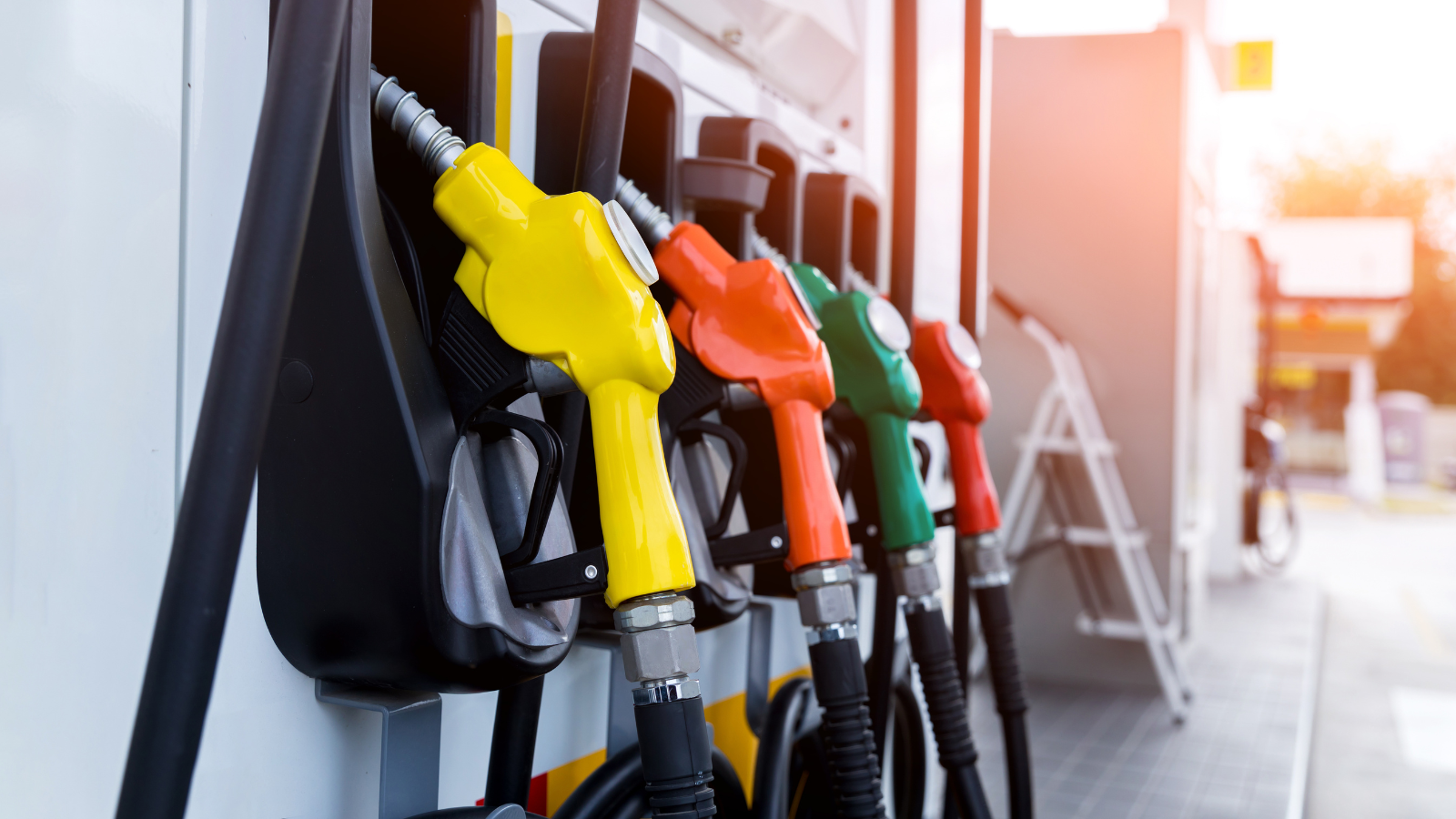 La hausse du prix de l’essence commence à freiner les dépenses des Québécois