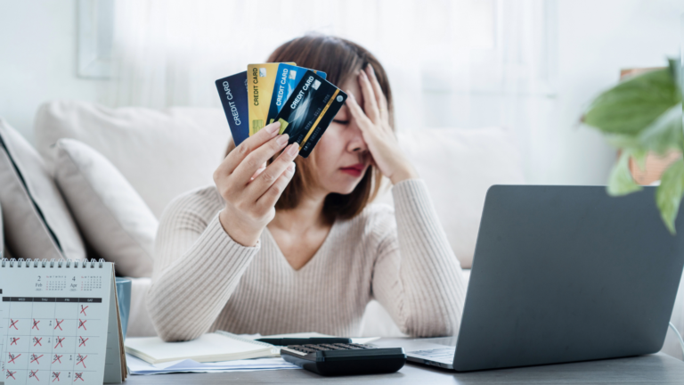 De plus en plus de Canadiens n’arrivent plus à suivre leurs paiements