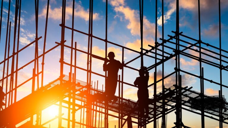 Construction résidentielle : le rythme ralentit légèrement en mai, mais l’activité demeure élevée
