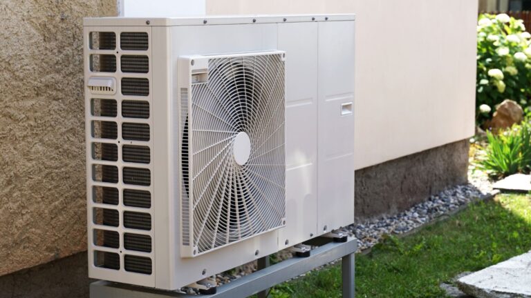 Juin 2026 - Thermopompe gratuite pour certains ménages québécois grâce au programme LogisVert