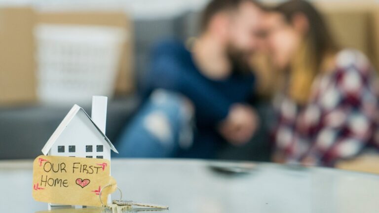 Première propriété au Canada : faut-il maintenant faire partie des mieux payés pour pouvoir acheter?