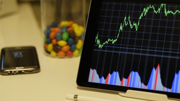 Hypothèques : les taux fixes remontent… et choisir le mauvais produit pourrait coûter cher