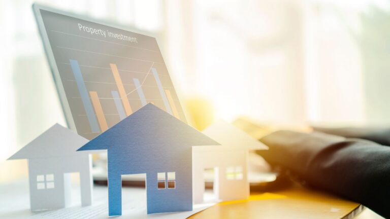 Immobilier canadien : Toronto rechute, Montréal accumule les propriétés à vendre et Vancouver reste en correction